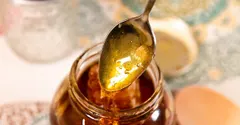 Why does honey never spoil? Bees built a fortress out of sugar